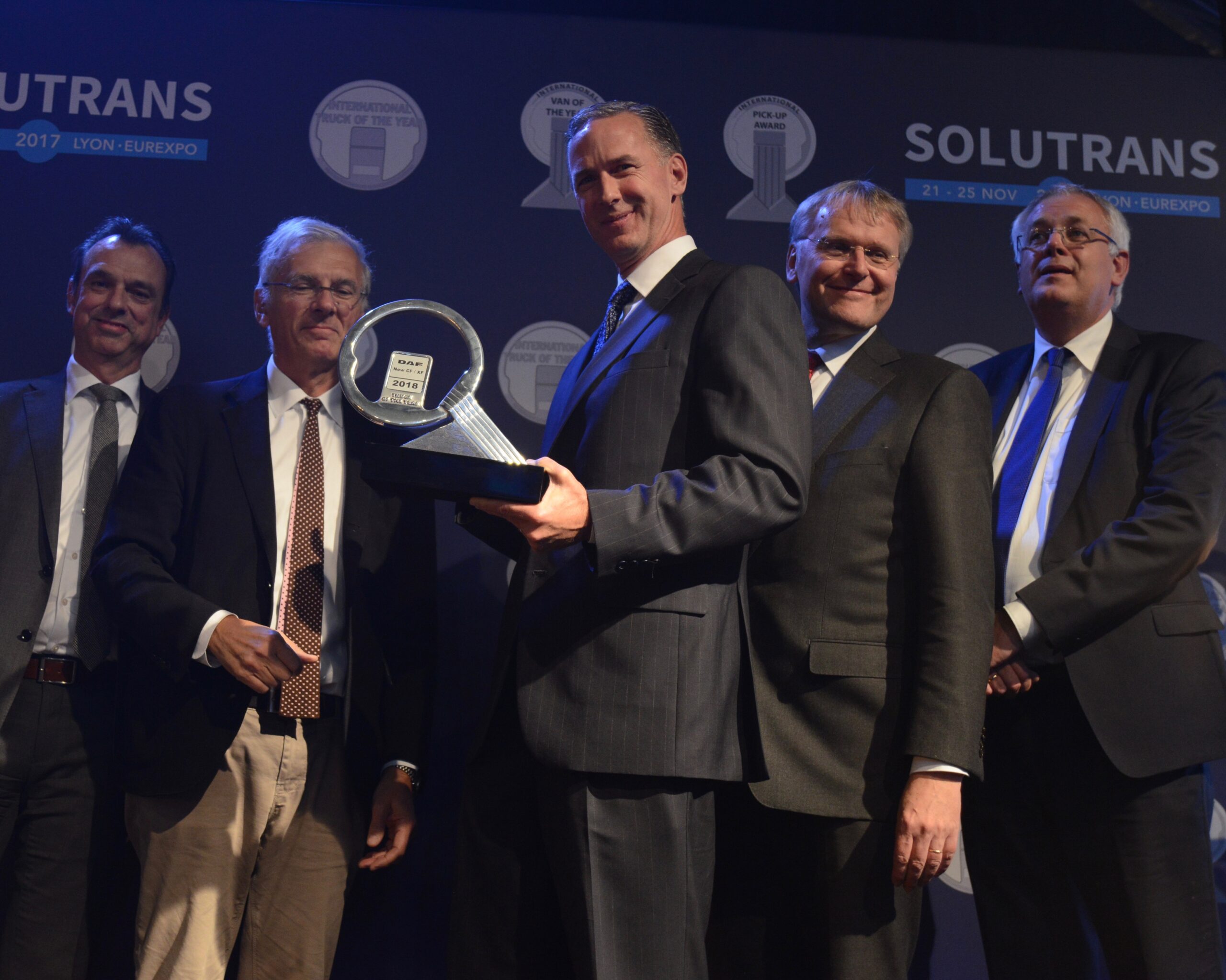 Solutrans Lione: I nuovi DAF CF e XF vincono il titolo International Truck of the Year 2018