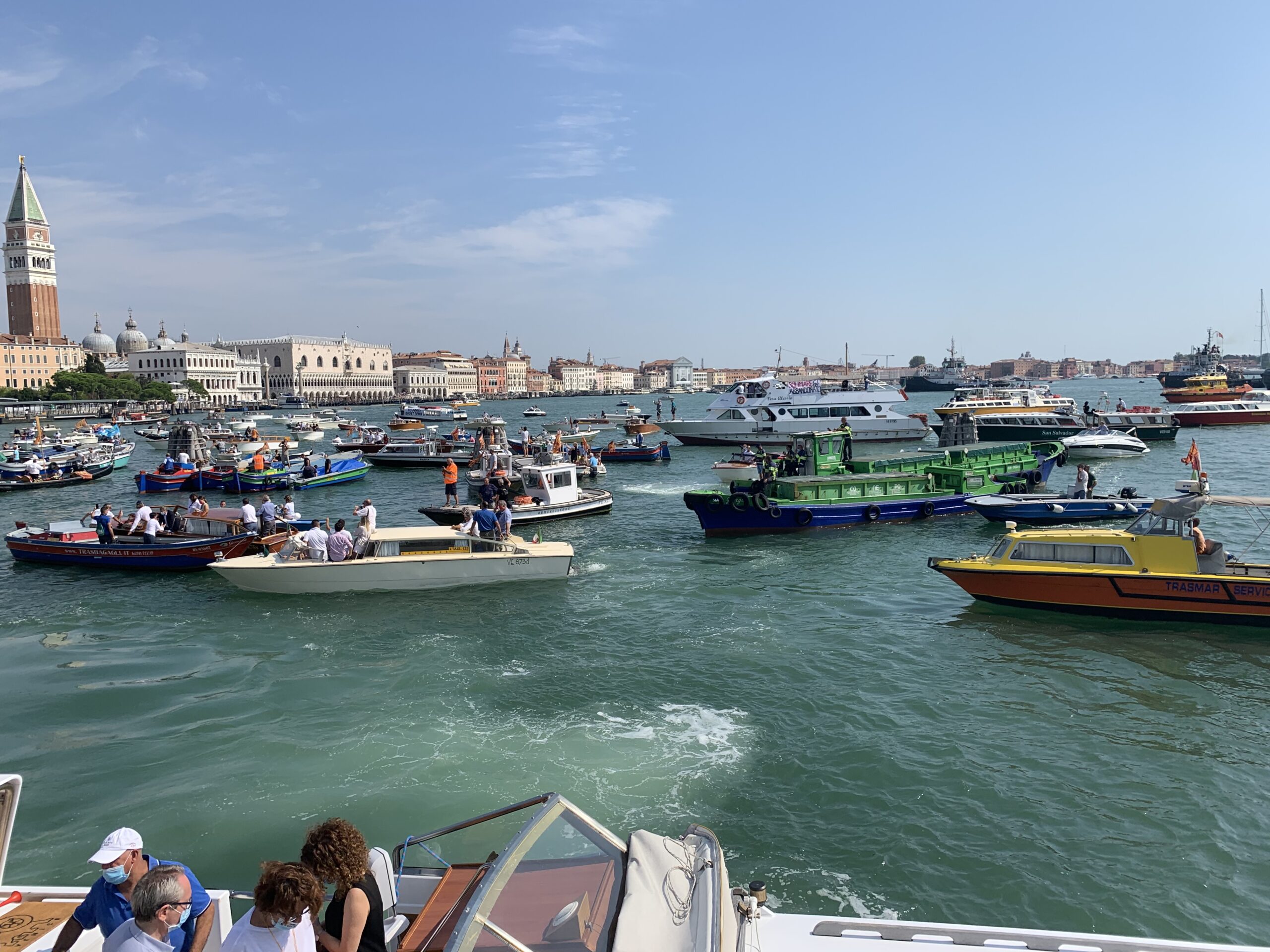 Crociere: lavoratori manifestano a Venezia e chiedono di ripartire subito