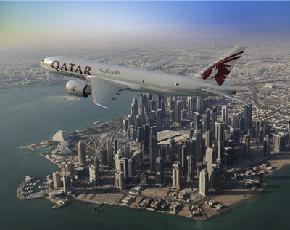 Boeing: Qatar Airways firma impegno per cinque 777F