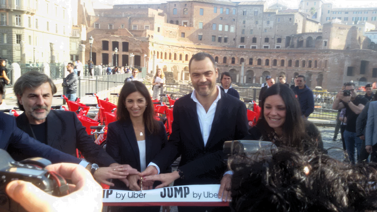 Uber JUMP a Roma: arriva il nuovo servizio di bike-sharing elettrico a pedalata assistita
