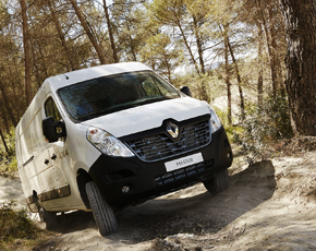 Renault PRO+ lancia nuove soluzioni di motricità rinforzata su Kangoo, Trafic e Master