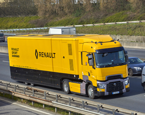 Formula 1: Renault Sport sceglie Renault Trucks T Euro6 Fuel Eco