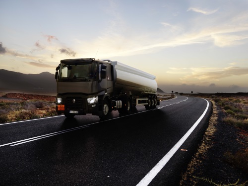 Renault T Cisterna: meno peso e maggior sicurezza per le merci pericolose