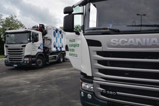 Trasporto rifiuti: Contarina sceglie i nuovi veicoli ibridi Scania