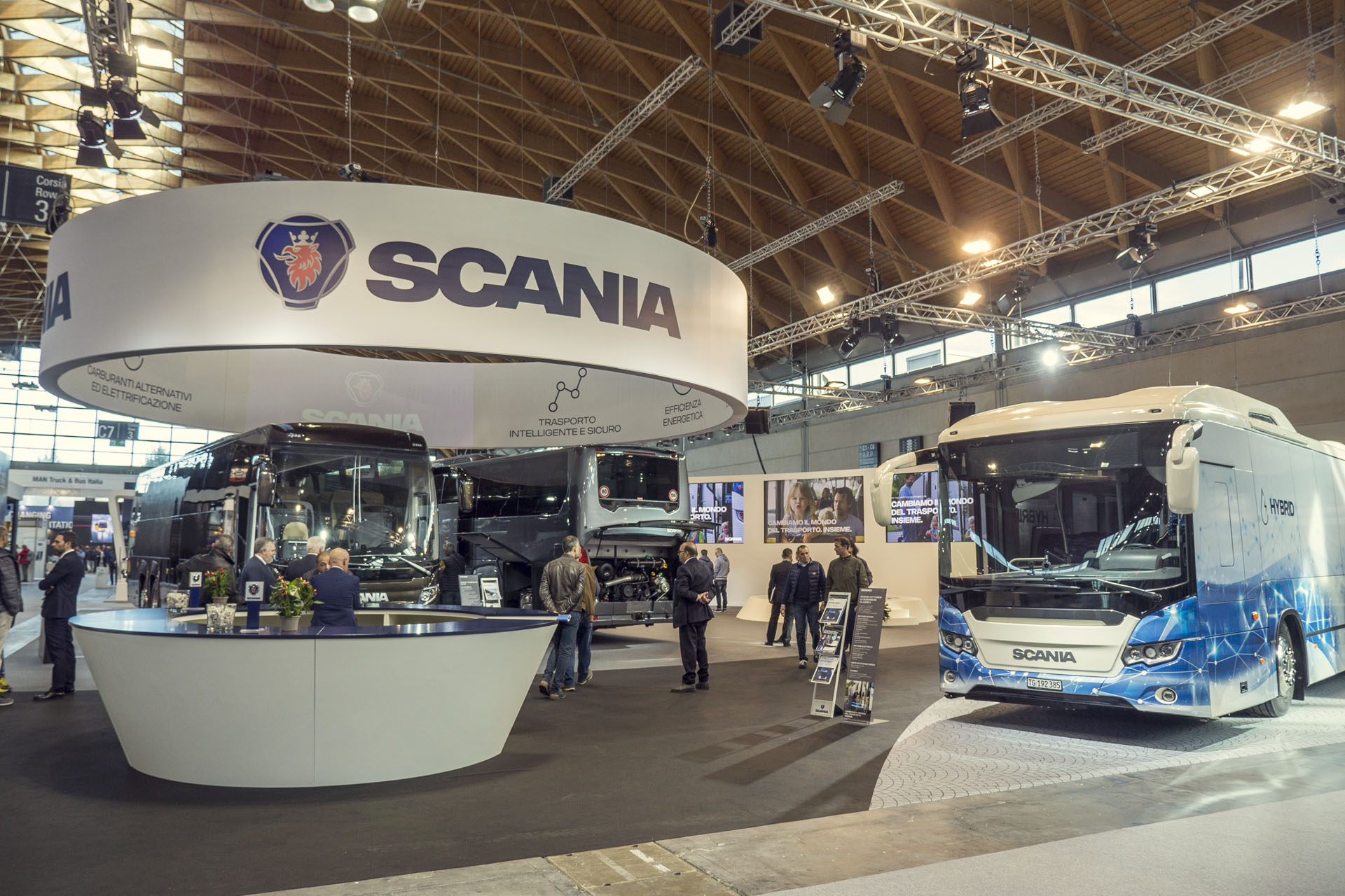 Ibe 2018: Scania al salone di Rimini con la gamma Touring e il nuovo autobus ibrido