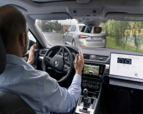 Follow the Vehicle: il progetto di guida autonoma di Škoda Auto