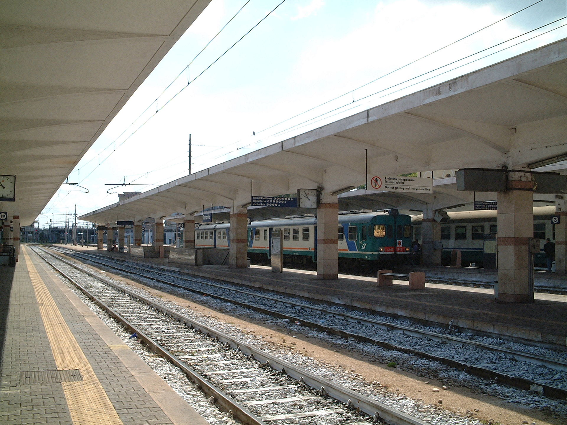 Puglia, sicurezza a bordo dei treni: siglato l’accordo con Trenitalia e forze dell’ordine