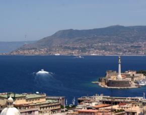 Migliorare l’attraversamento dello Stretto di Messina: avviato tavolo per individuare strategie e azioni