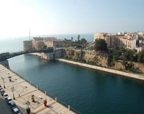 Comune di Taranto: un avviso pubblico apre ai servizi di Sharing mobility a flusso libero