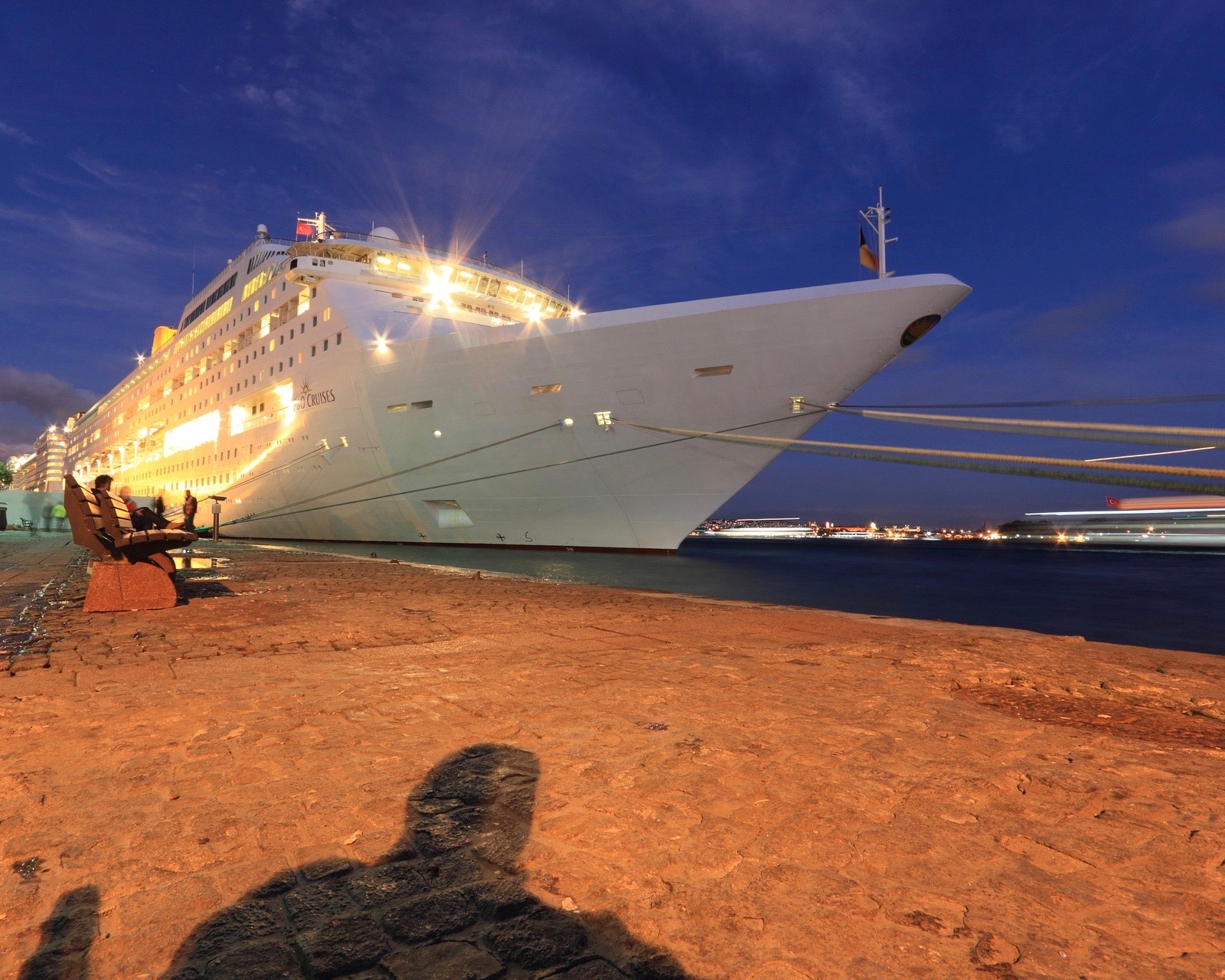 Attenzione a sicurezza, ambiente e gestione delle destinazioni: le tendenze del settore crociere nel Cruise Industry 2022 Outlook Report di CLIA