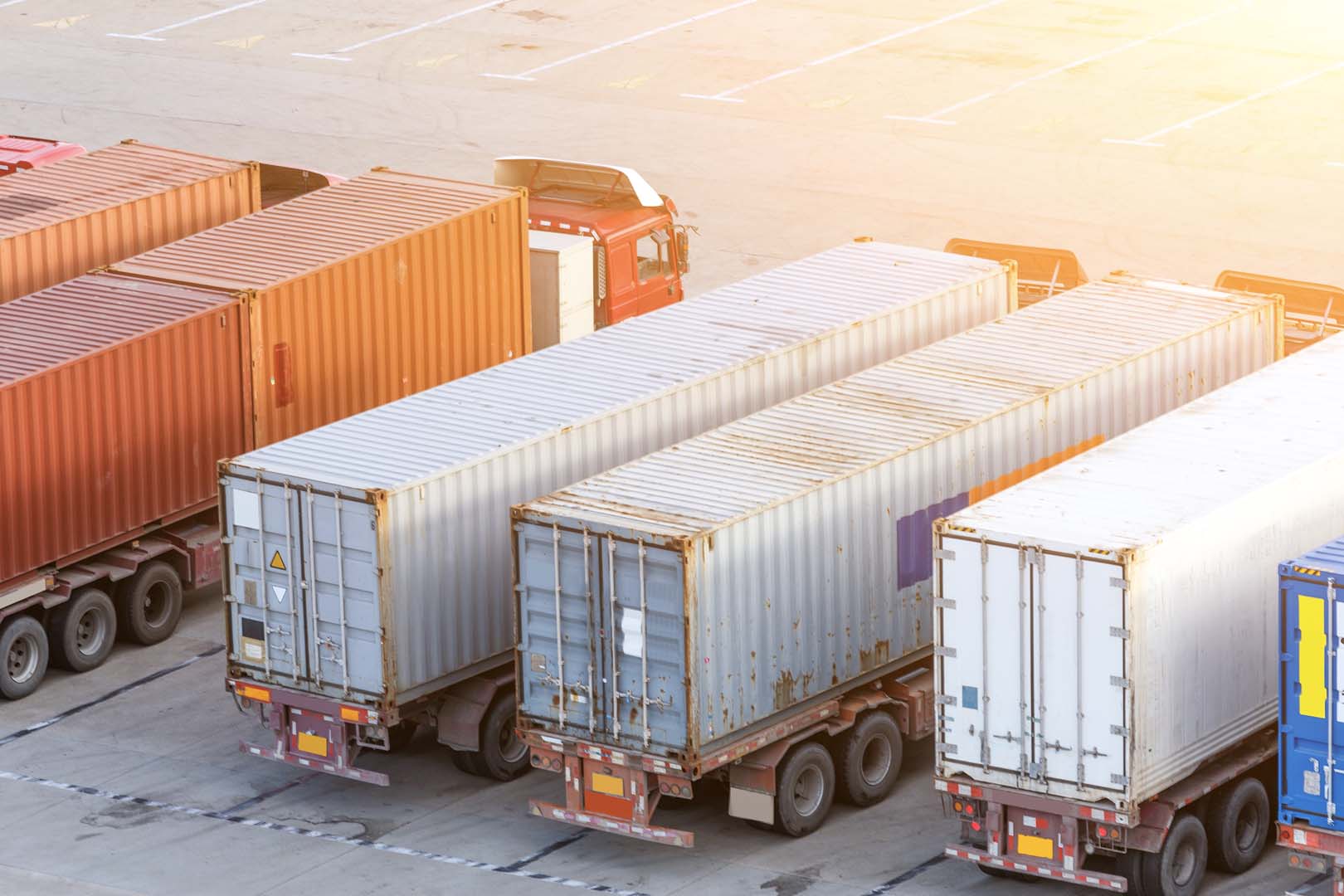 Genova, al terminal VTE nascerà un centro servizi per i camion