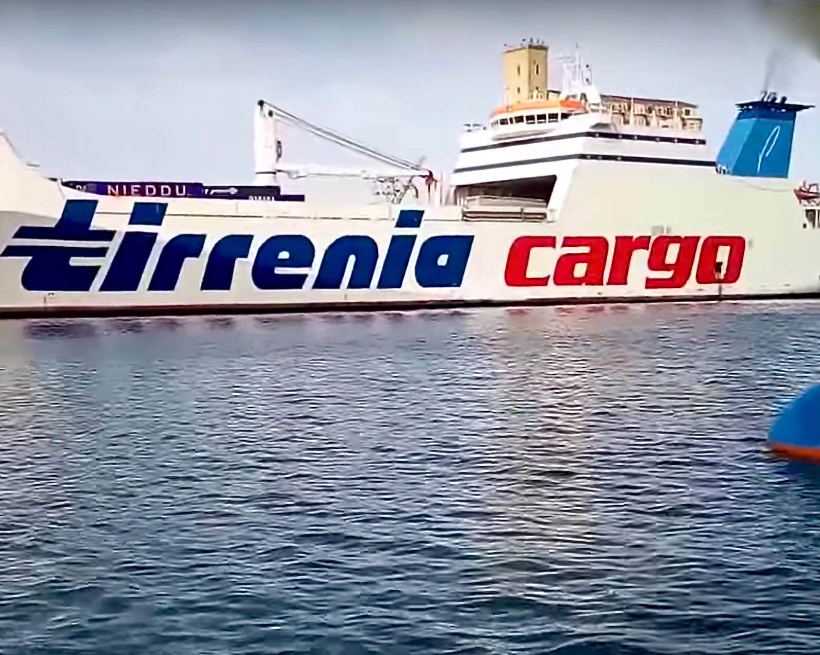 Trasporto merci via mare: Tirrenia aumenta le corse sulle tratte per la Sardegna