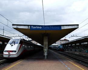 Regione Piemonte: ordinanza se entro venerdì non interverrà il Governo su distanziamento a bordo di treni e bus
