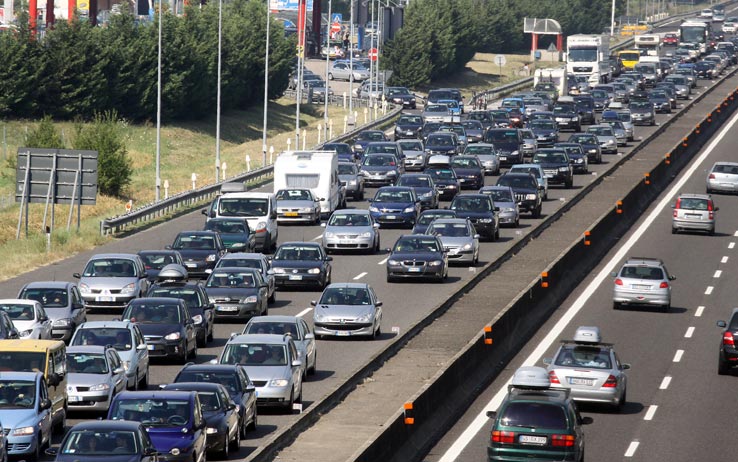 Autovie venete: al via esodo per il ponte, previsti 155 mila transiti domenica