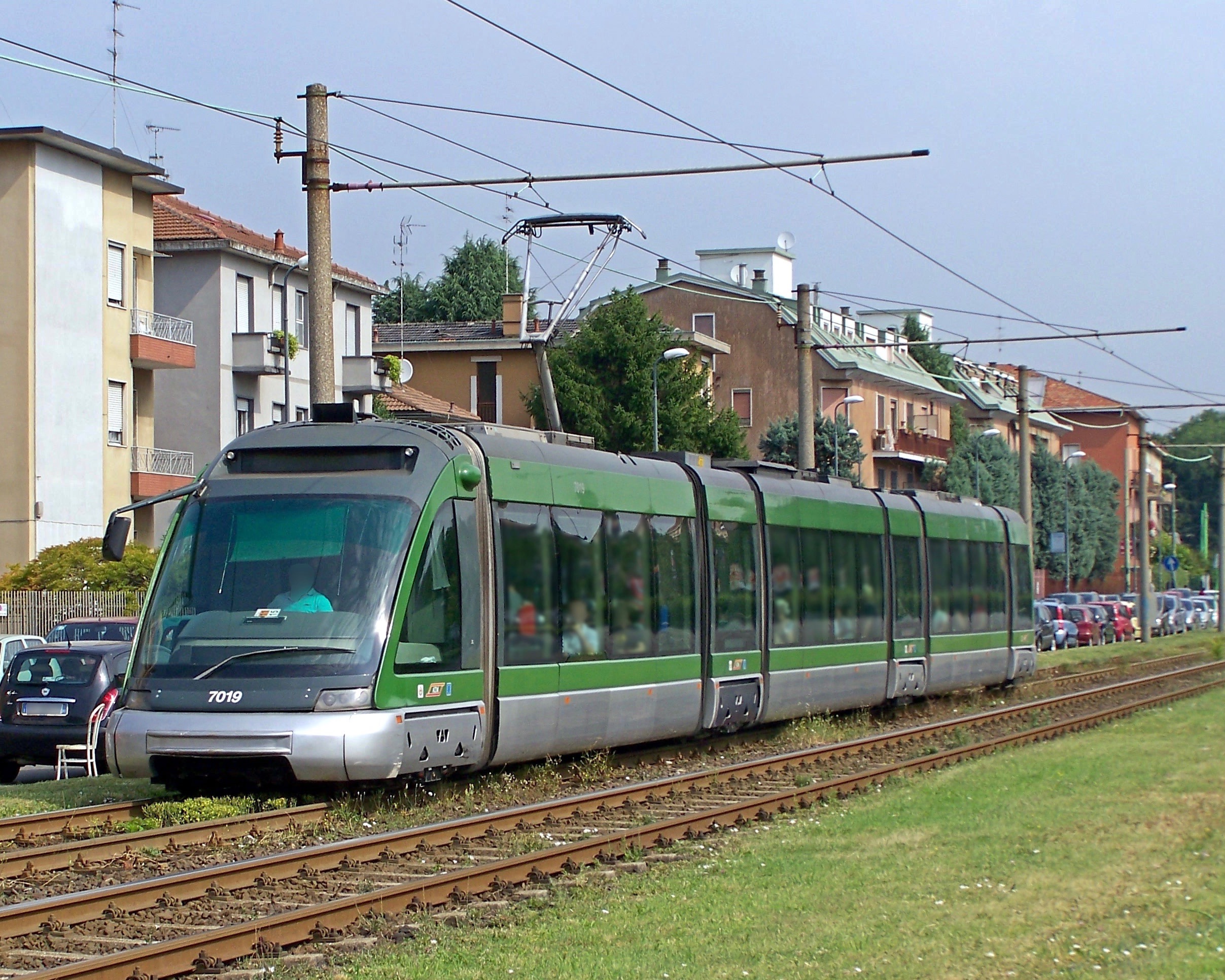 Milano: il Comune rafforza l’accessibilità alla rete tram e acquista 50 nuove vetture per 150 mln di euro