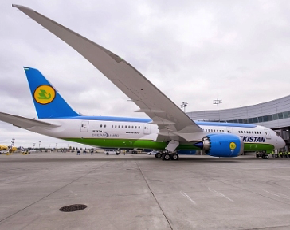 Uzbekistan Airways riceve il primo Boeing 787-8 Dreamliner