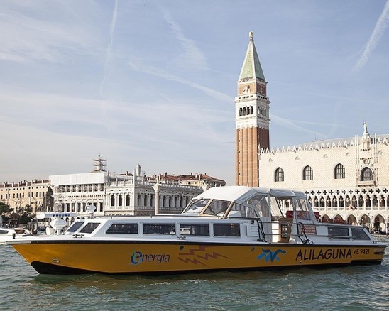 Venezia: inaugurato il battello elettrico per il trasporto pubblico