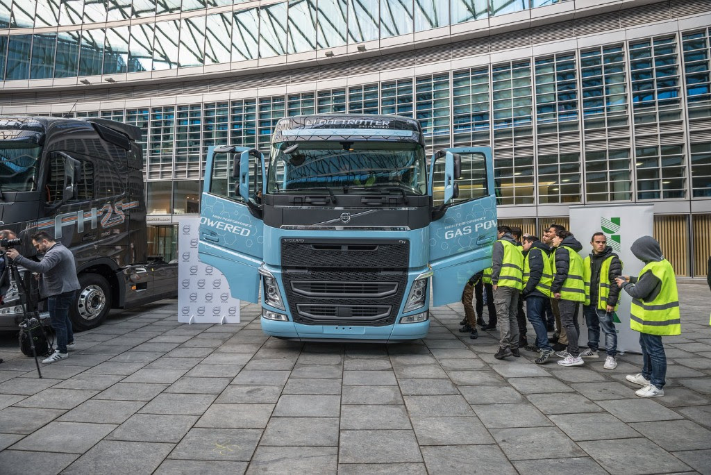 Stop Look Wave, il progetto Volvo Trucks per la sicurezza stradale