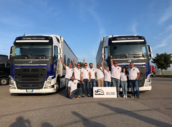 Volvo Trucks, nasce la community degli Ambassador per i Volvisti