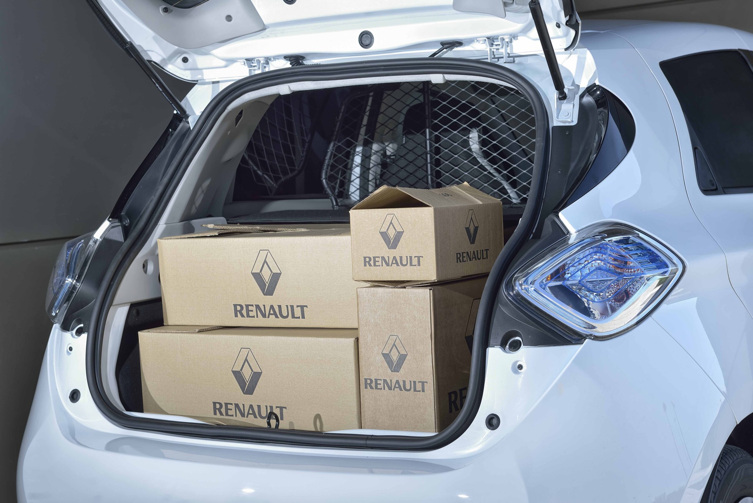 Zoe Van: l’auto 100% elettrica di Renault per le consegne cittadine