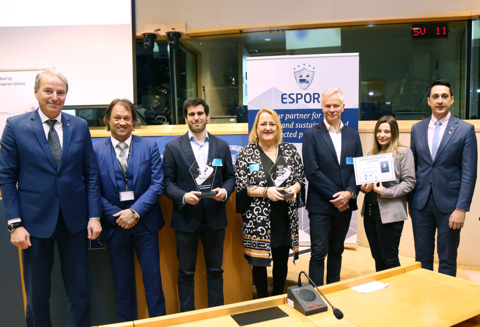 Aree di sosta sicure per i camion: ecco i vincitori della nuova edizione dell’Excellence in Truck Parking Award