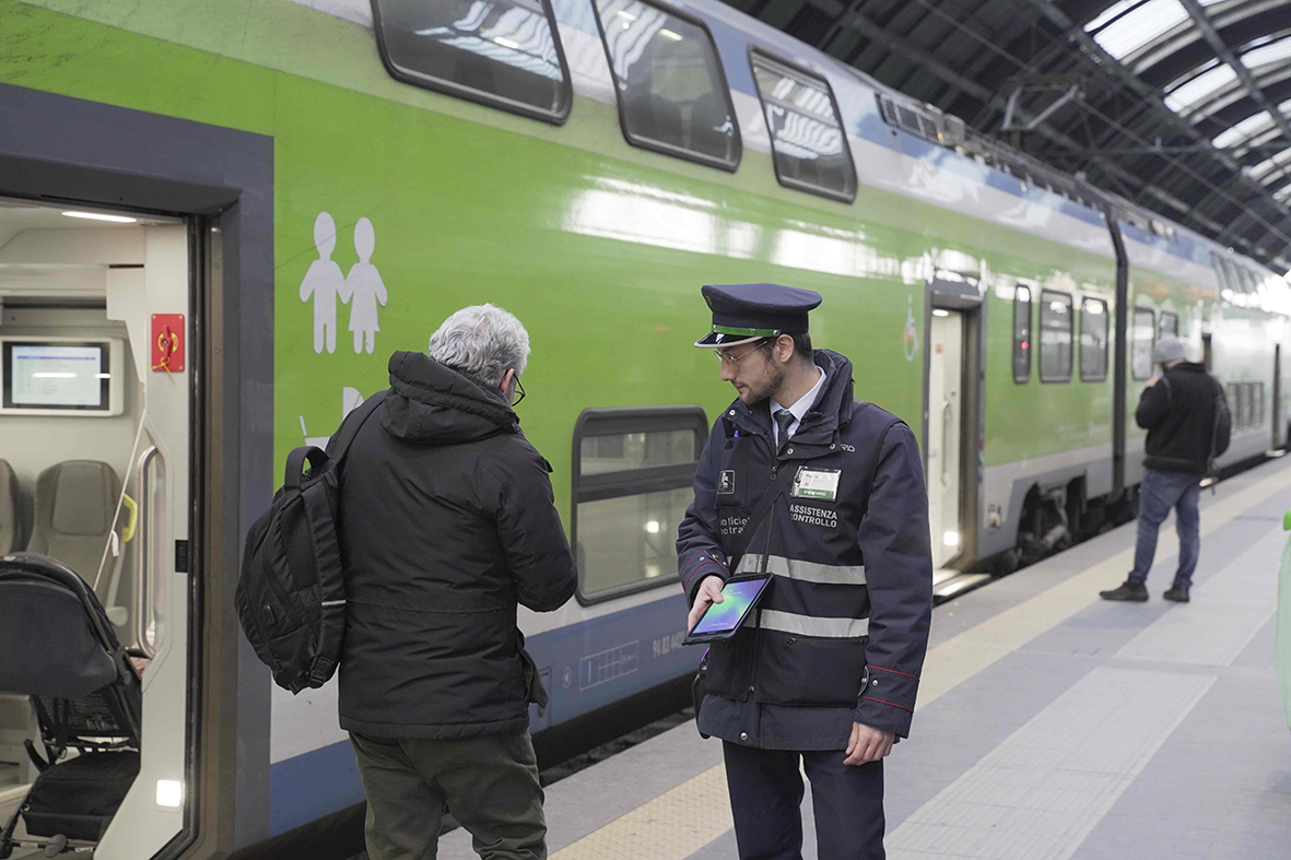 139 operatori di Trenord in servizio per assistere i viaggiatori e contrastare l’evasione