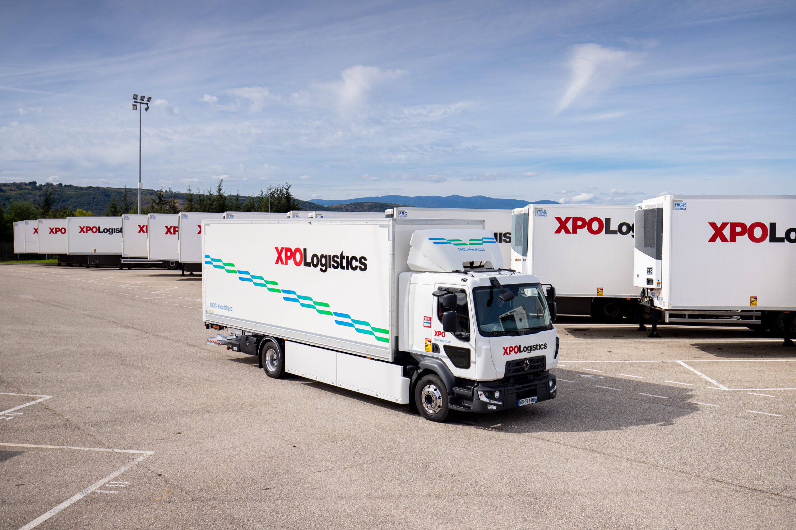 XPO acquista 65 camion elettrici Renault Trucks per la distribuzione di pallet in Francia