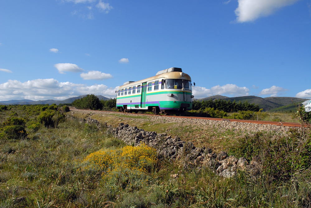 Sardegna: Trenino Verde, varato calendario triennale per un servizio stabile