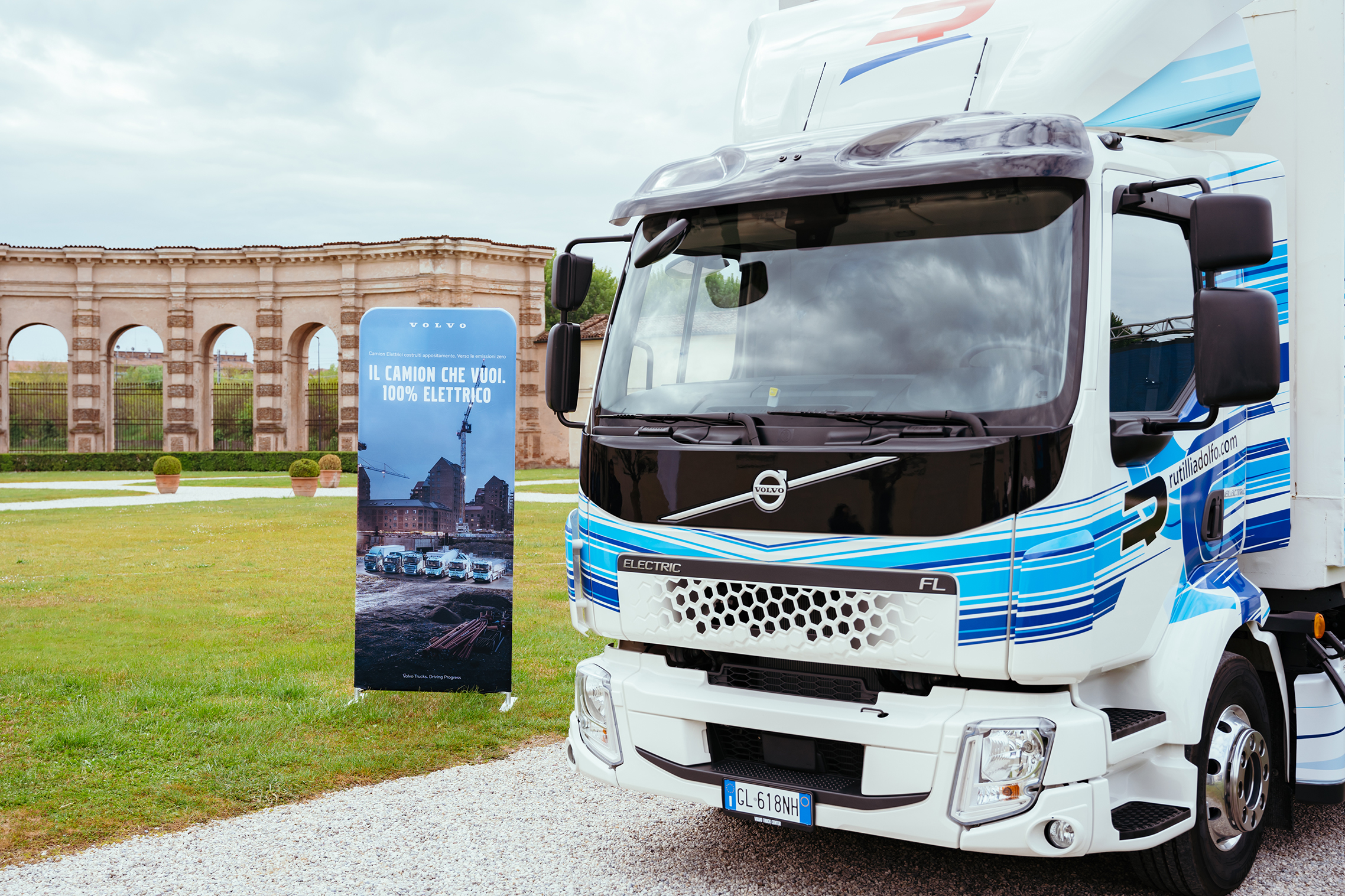 Volvo Trucks Italia e Autotrasporti Rutilli Adolfo: al via partnership per un trasporto più green