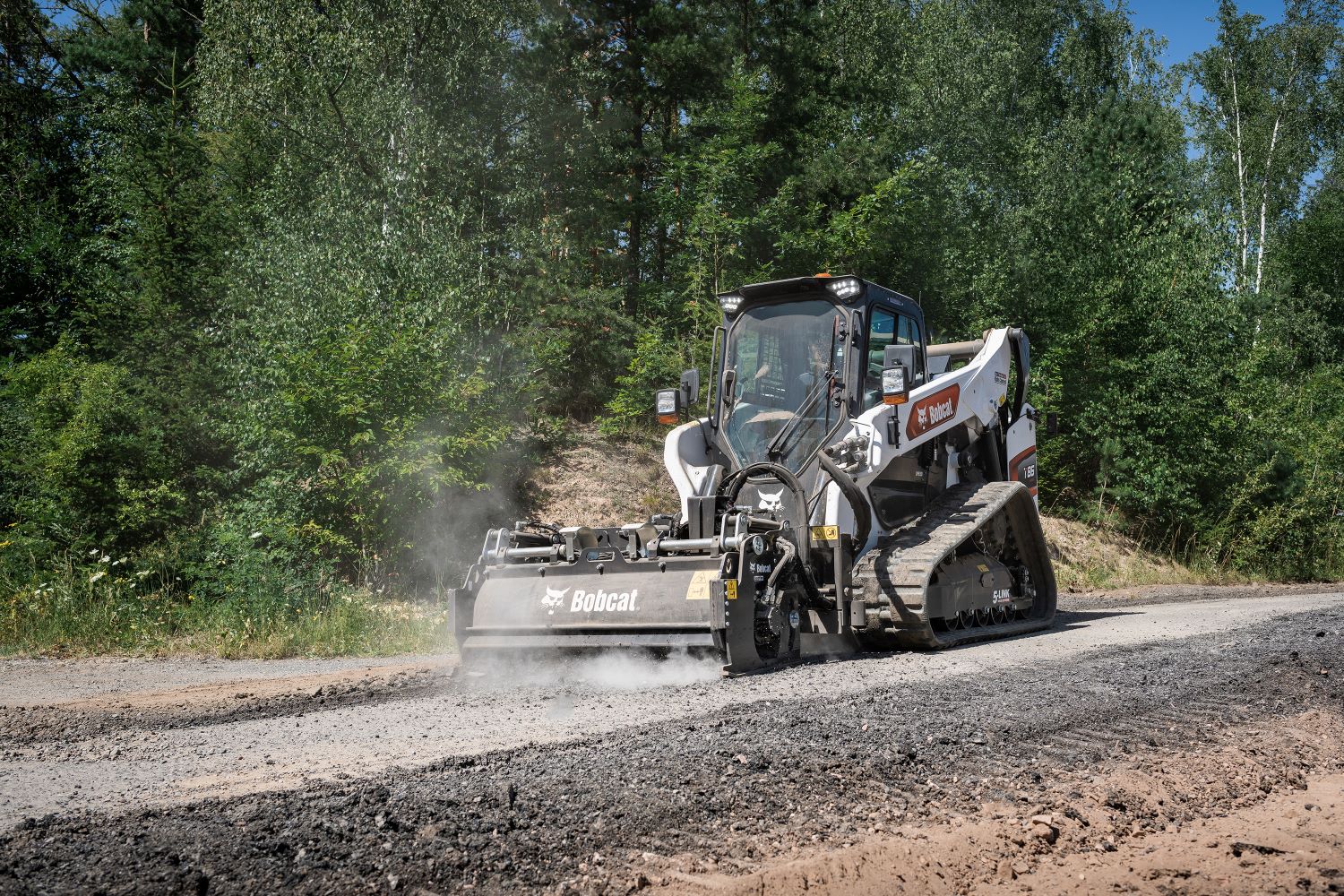 Bobcat presente al SaMoTer 2023. In mostra la nuova pala cingolata