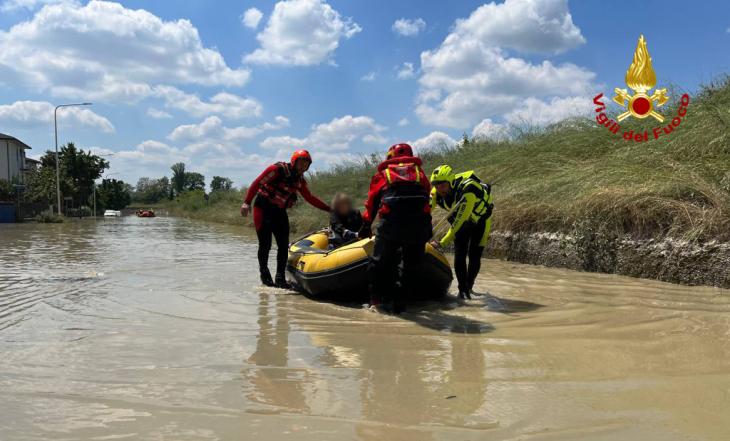 Maltempo Emilia Romagna. Sale a 9 il bilancio delle vittime. 400 strade chiuse