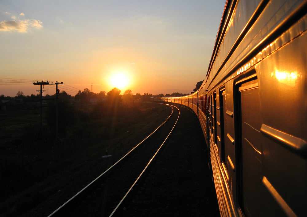 Cinque operai investiti da un treno sulla linea Torino Milano. Inutili i soccorsi