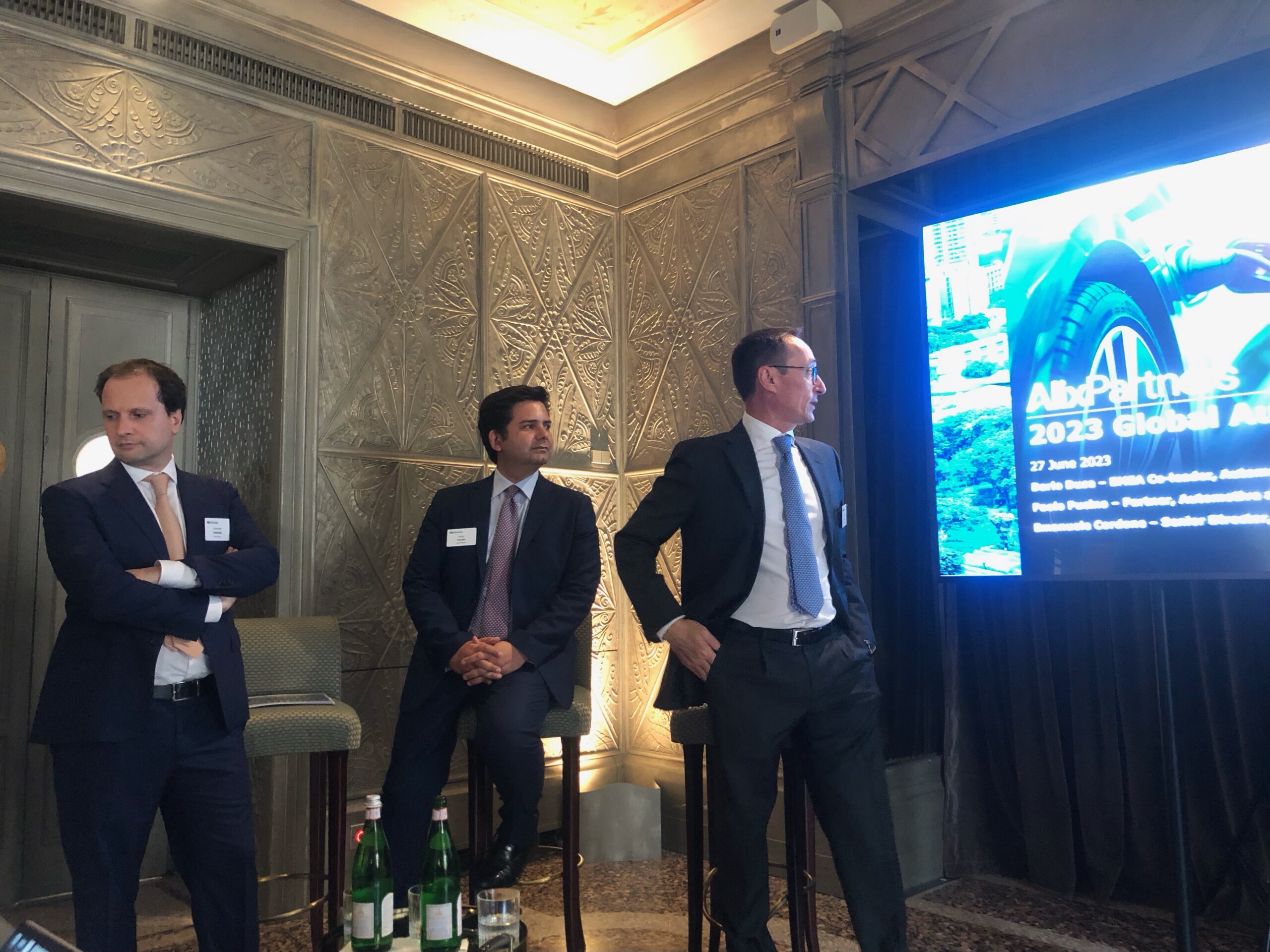Prospettive nel mercato dell’auto: lo studio di AlixPartners 