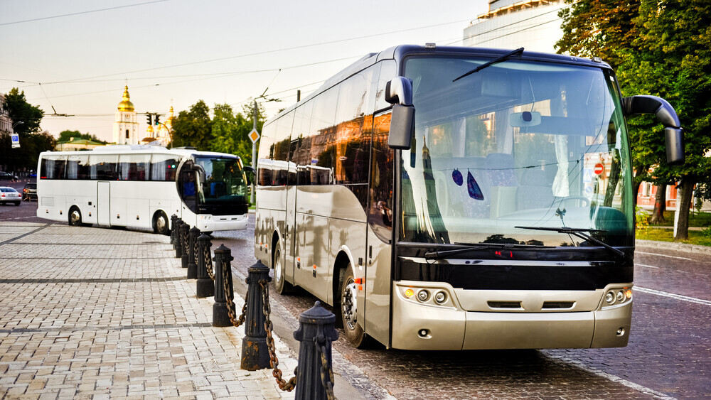 Trasporto con autobus: le associazioni chiedono nuove risorse per il rinnovo del parco mezzi