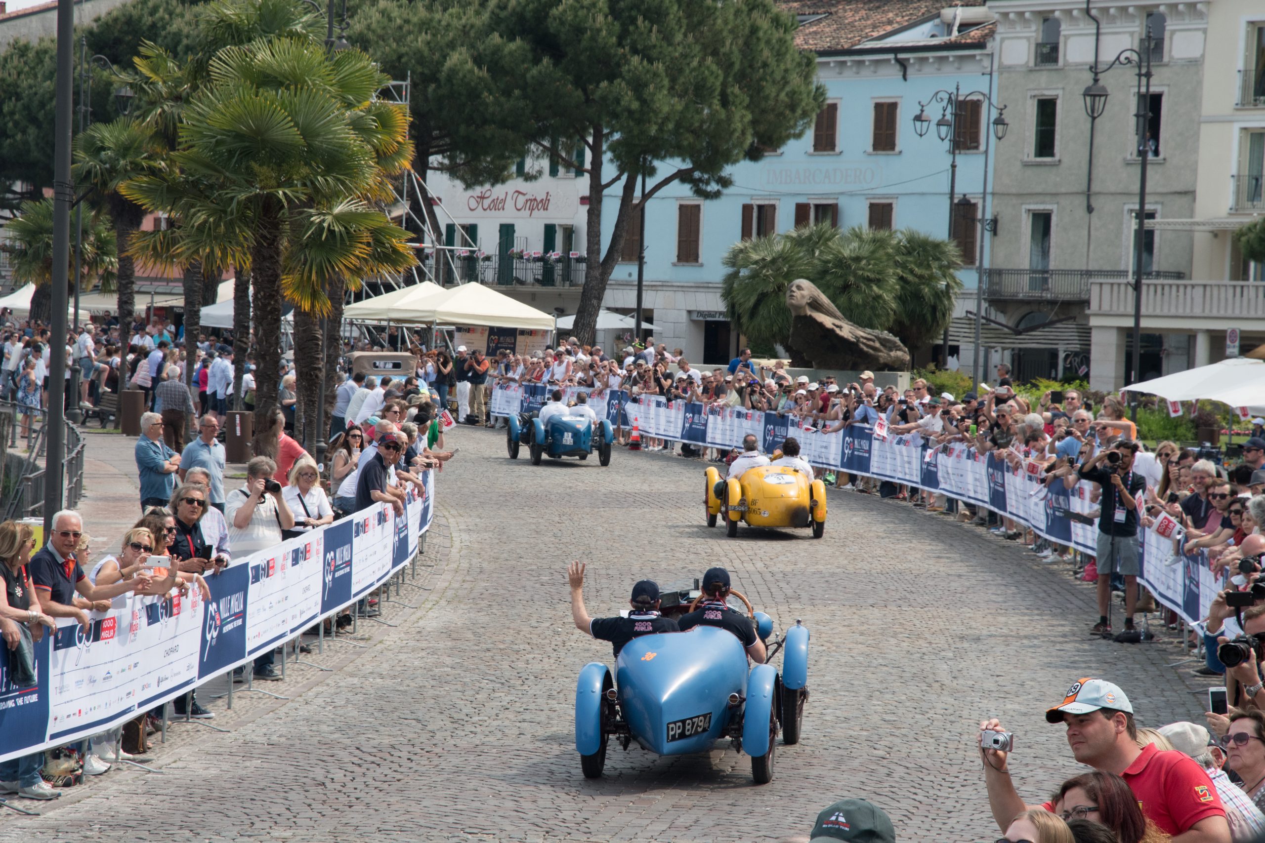 Mille Miglia. La partenza. I parcheggi e le strade chiuse a Brescia