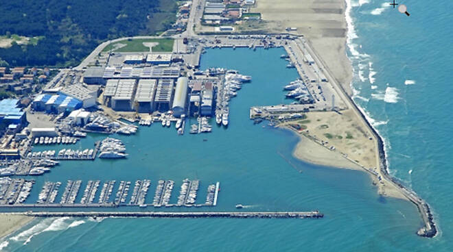 Lavoro a rischio al Porto di Viareggio: allarme di Confindustria