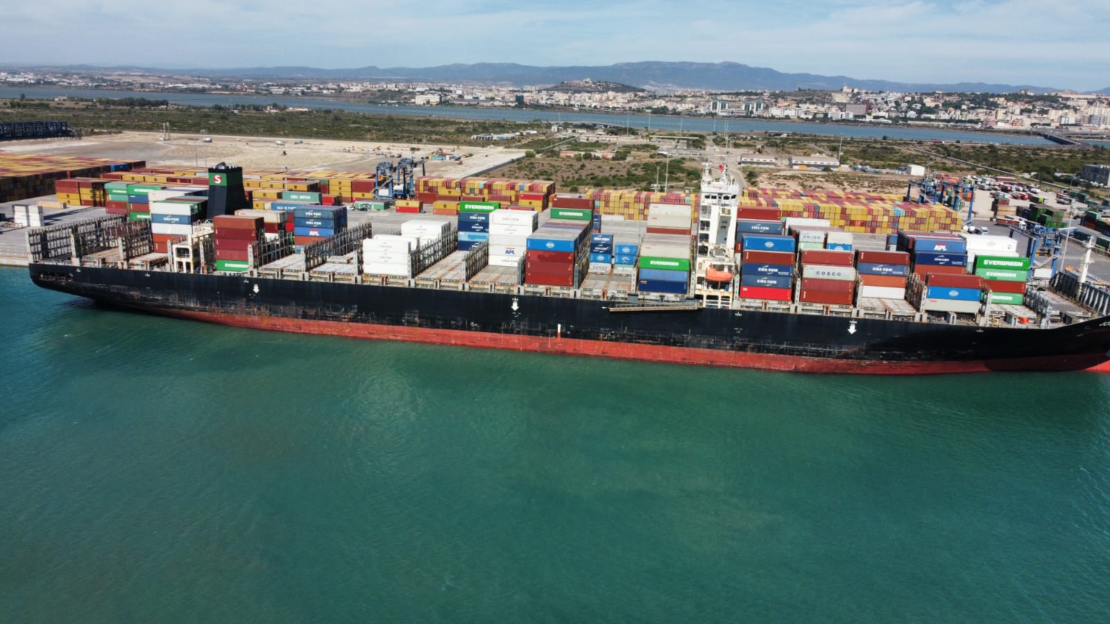 Scarica al Terminal Mito di Cagliari la prima portacontainer ucraina dopo il blocco navale
