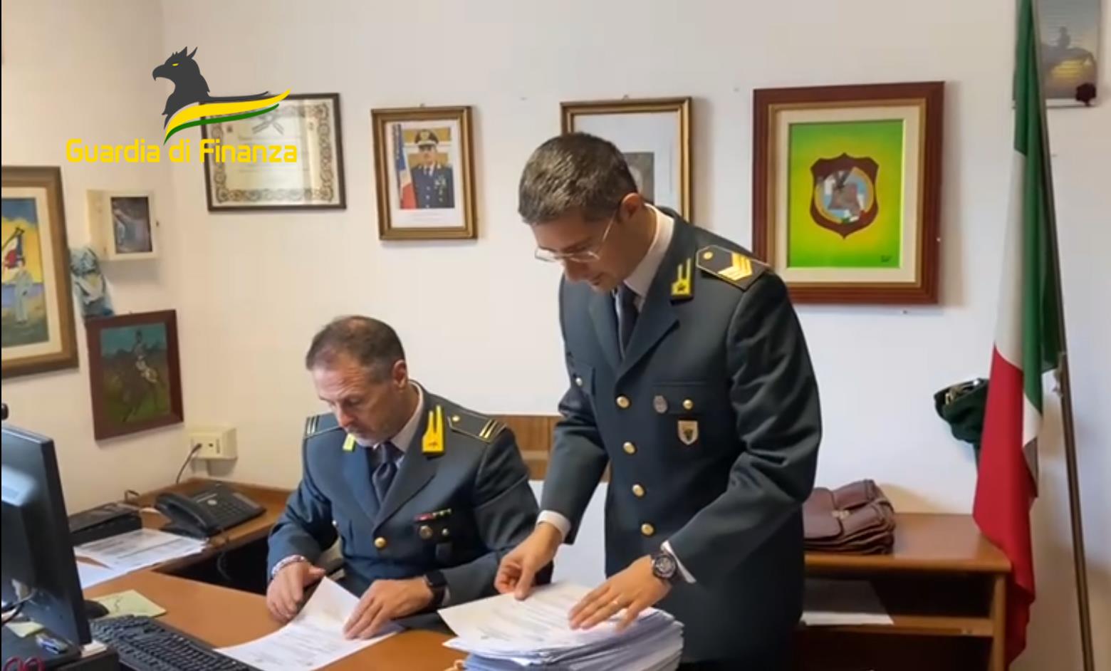 Fatture false: 249mila euro sequestrati a società di trasporto merci e rifiuti