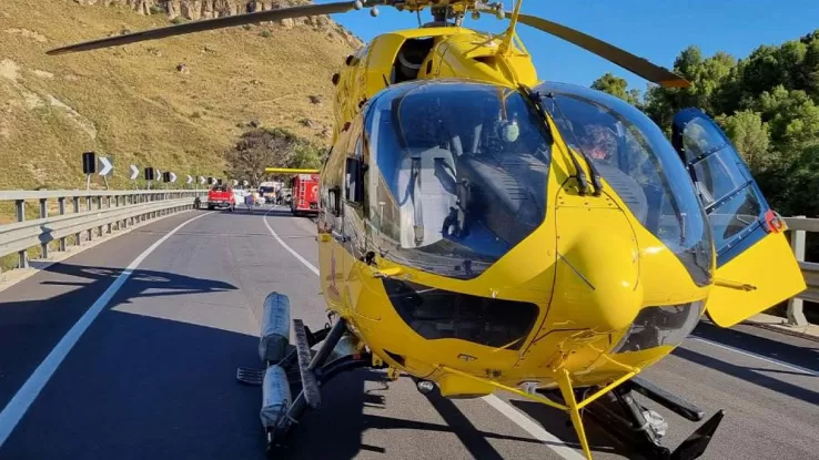 Tragico incidente in autostrada A 12. Scontro tra un tir e un pulmino di turisti