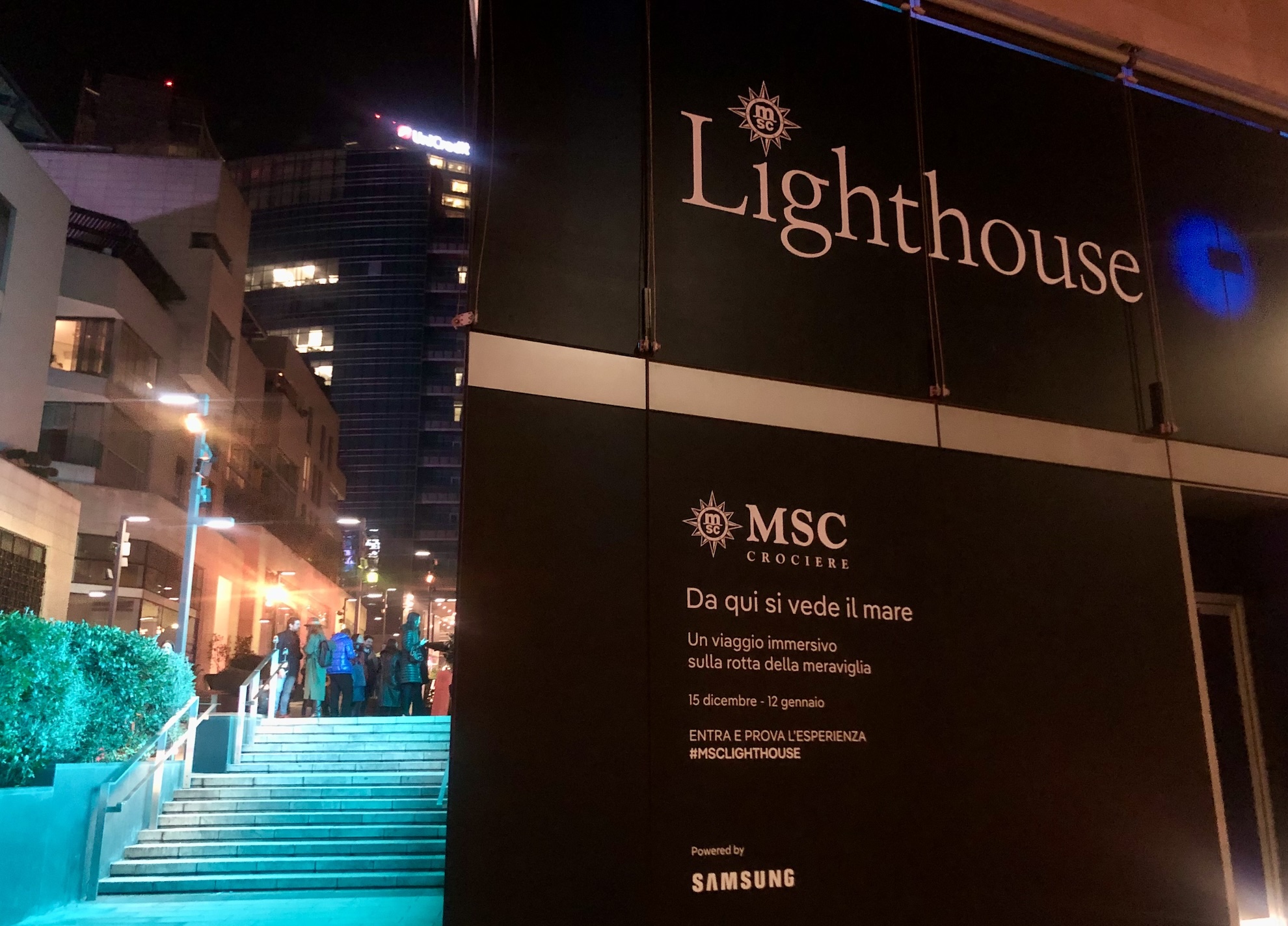 MSC Crociere: a Milano apre “MSC Lighthouse” il temporary store della compagnia di crociere