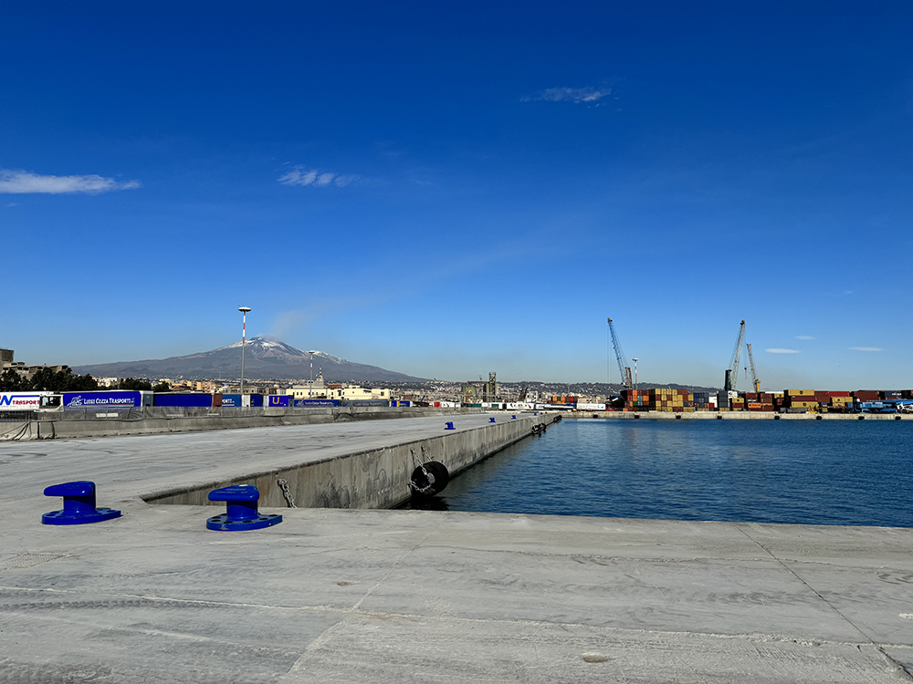 La darsena del porto di Catania riapre dopo 5 anni, nuovo spazio per i traghetti