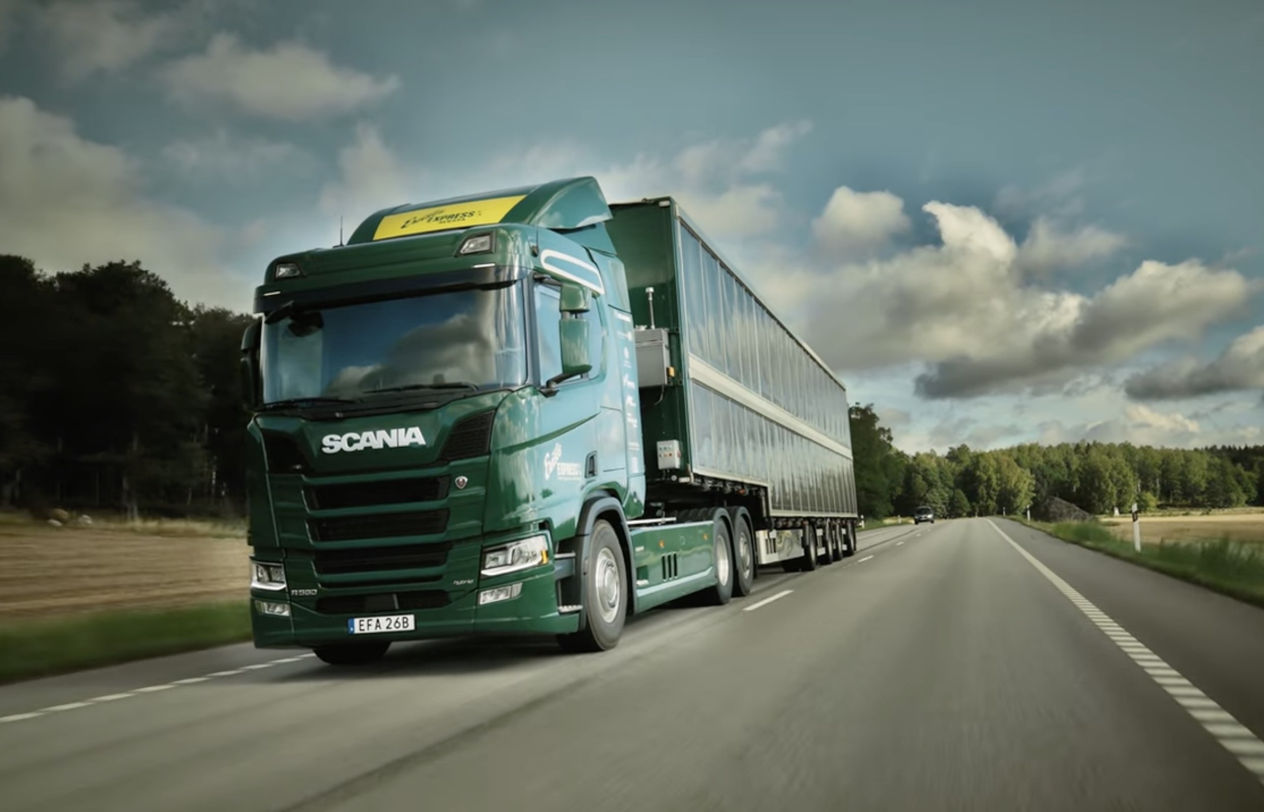 È di Scania il primo camion solare a viaggiare su strada
