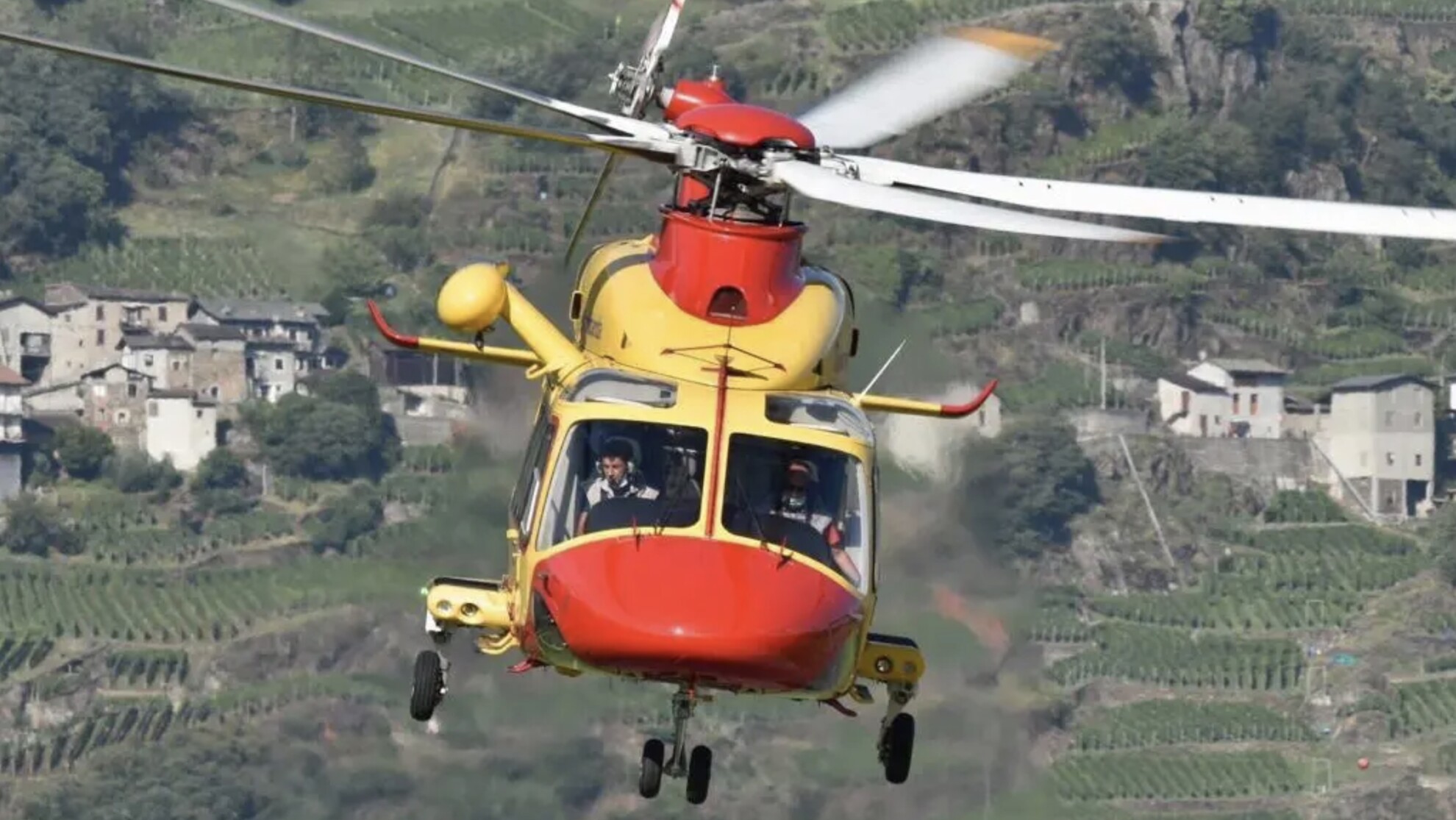 Piloti elicottero: Uiltrasporti accordo su adeguamento salariale Ccnl