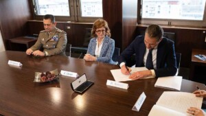 Il Generale Figliuolo visita la sede di Autostrade per l’Italia