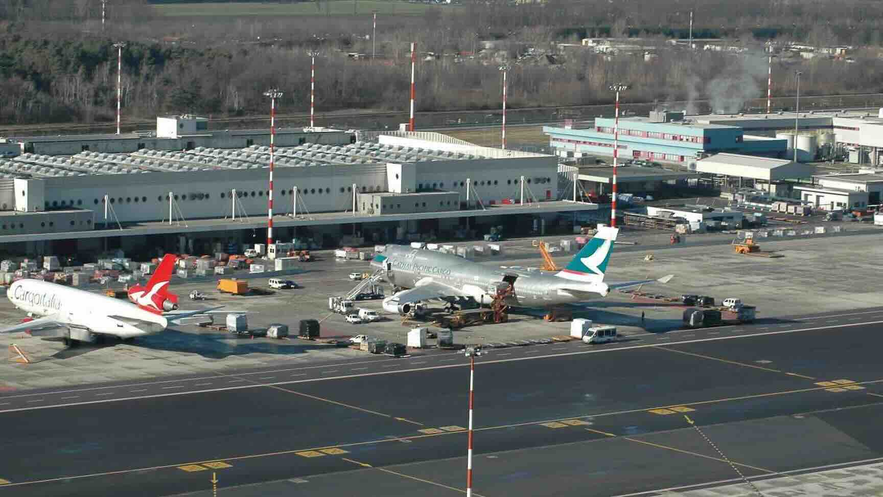 Sciopero aerei 9 febbraio 2024 bloccate le spedizioni aeree di merci al cargo di Malpensa