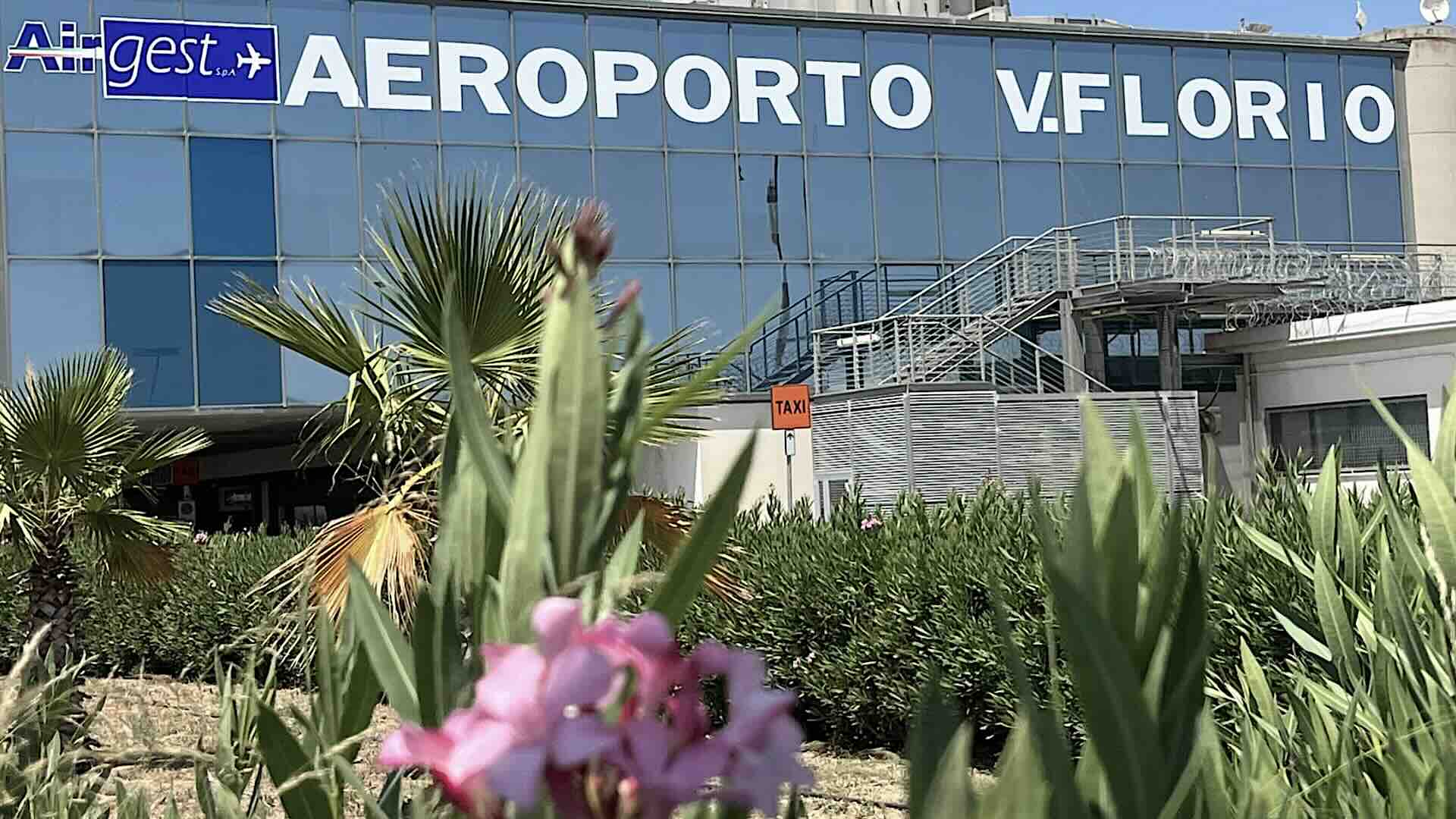 Voli cancellati aeroporto di Trapani chiuso: Ryanair sposta i voli a Palermo fino al 16 marzo 2024