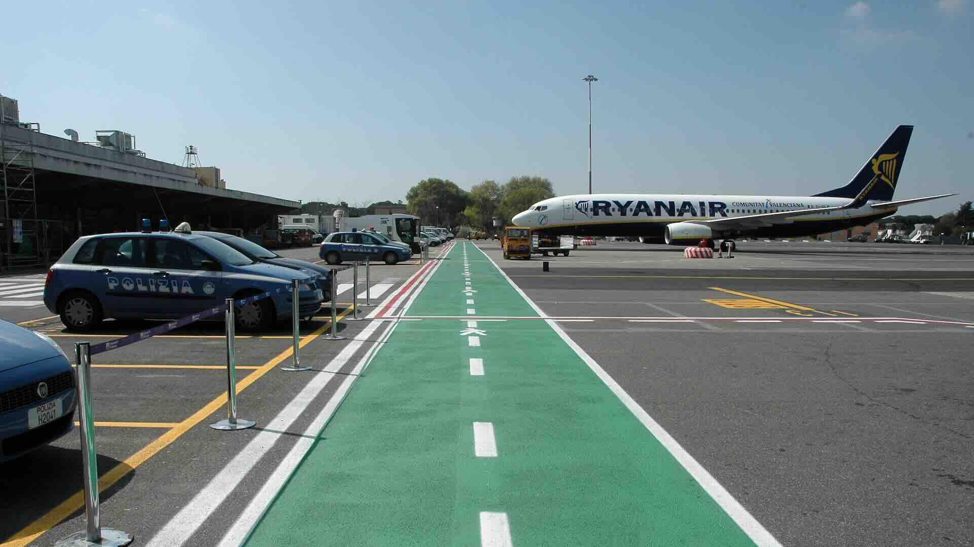 Stop voli notturni da Ciampino per Ryanair: piano anti rumore Enac confermato dal Tar Lazio