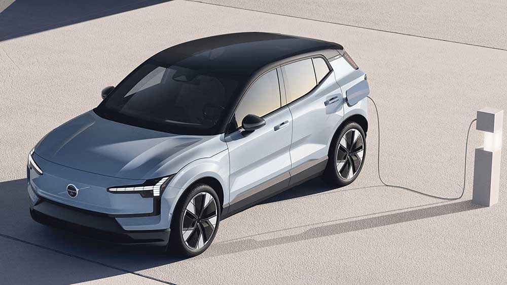 Volvo EX30: il SUV elettrico sostenibile