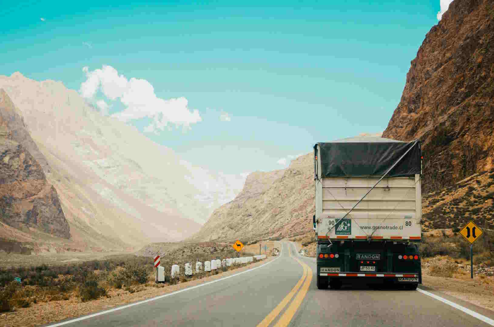 Controlli sui camion: dal 13 al 19 maggio verifiche aumentate per l’operazione RoadPol Truck & Bus