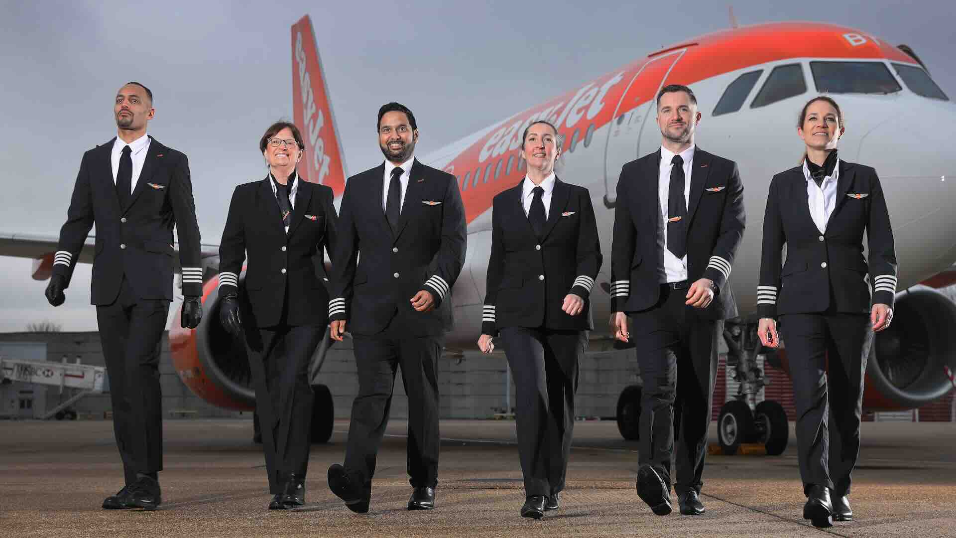 Corso piloti: EasyJet assume 1000 nuovi piloti